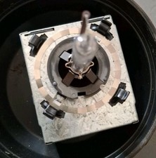 5DD008319-50 Ampoule XENON +  MODULE ALLUMAGE Hella Renault Audi Mercedes BMW 