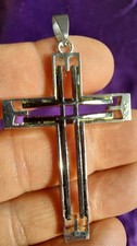 Pendentif Croix de Jésus Argent noir et alliage métal 6.5 cm 10 grammes Lot 918