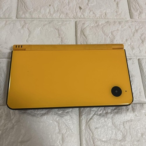 Nintendo dsi yellow - nintendo,