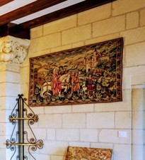 Tapisserie murale ancienne au
