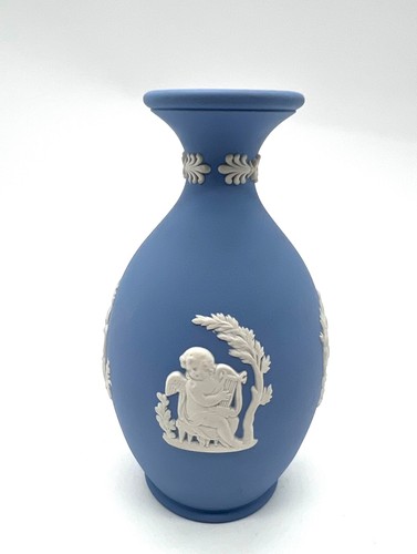 Wedgwood jasperware blue vase - wedgwood,