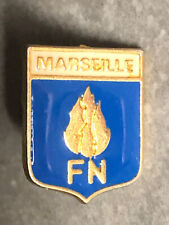 Politique : insigne officiel