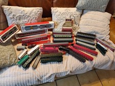 Énorme Lot Jouef Ho 28 Wagons,2 Locos Un Transfo A Pile 