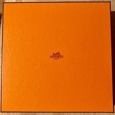 boite HERMES, VIDE, 21,5 cm X 21,5 CM X 9,5 cm - N°10