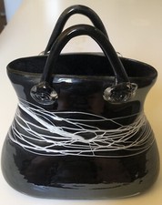 Vase en verre formant un sac à main 19 cm X  7 cm X  22 cm