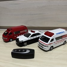 Lot de 3 camions de pompiers