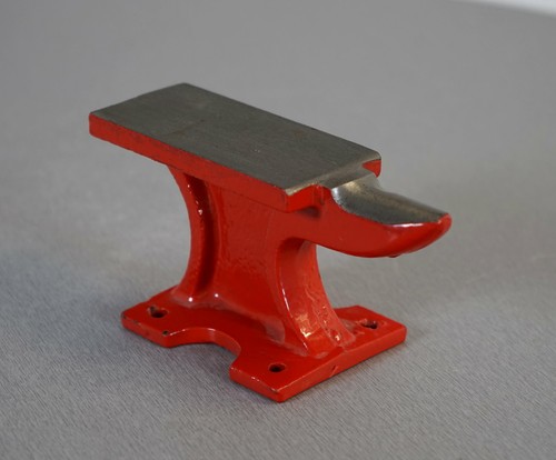 Petite enclume miniature - petite,
