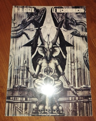 Livre necronomicon h r - "le, h.r