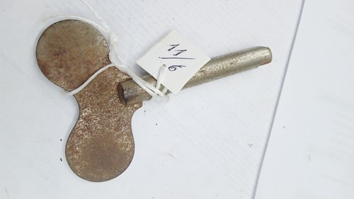 Cle pendule type - pendule, embout