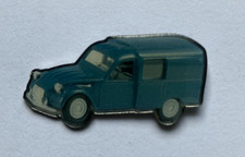 29 -  Pin's CITROEN 3 CV