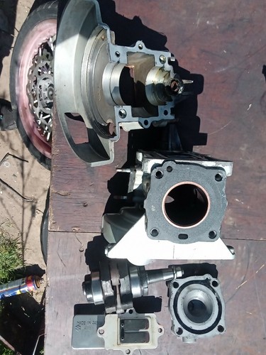Moteur piston cylindre - moteur,