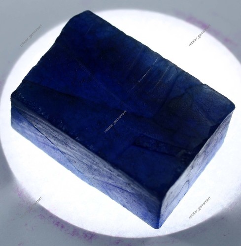 Pierre précieuse bleue - , en