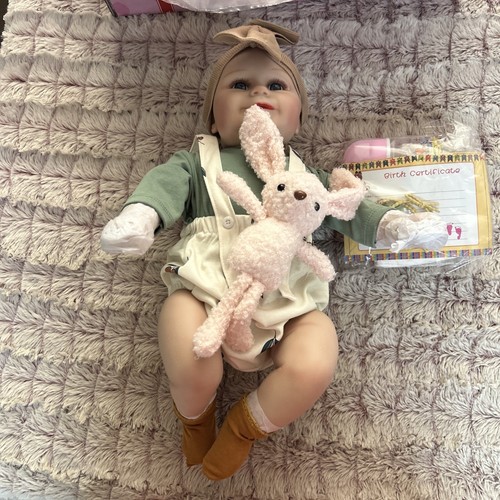 Realistic reborn baby doll - doll, 20"