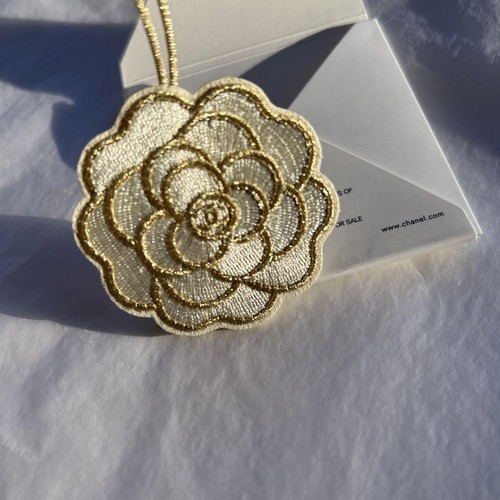 Chanel nouveauté broderie