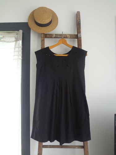 Goa robe noir courte - 1,
