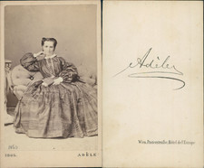 Adele, Wien, Femme en pose assise un livre à la main, circa 1865 Vintage albumen