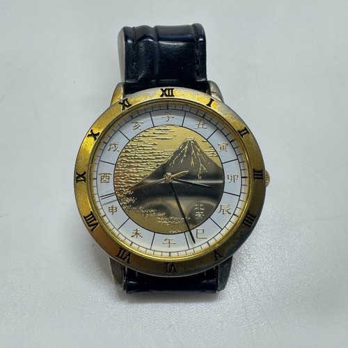 Hokusai montre à quartz - à,
