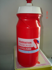 CYCLISME Bidon  Team Féminin