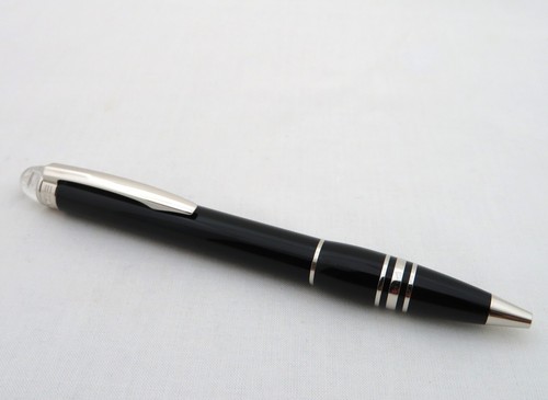 Montblanc stylo bille - À,