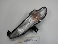 Optique avant secondaire droit