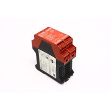 Telemecanique XPSAV11113P Relais de sécurité XPS-AV preventa (B1292)