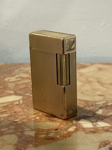 Trés joli briquet dupont - trés,