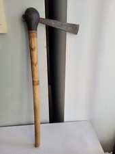 Ancien casse-tête Herminette en bois sculpté  et métal Afrique