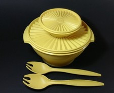 Vintage Tupperware Said Bowls