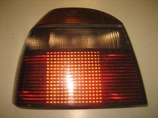 Feu arriere principal gauche