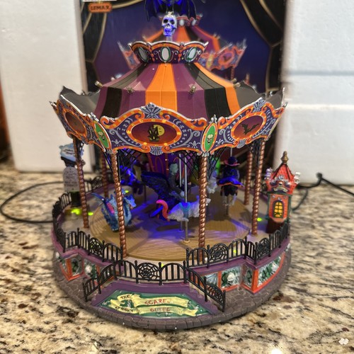 Lemax spooky town scare ousel - spooky,
