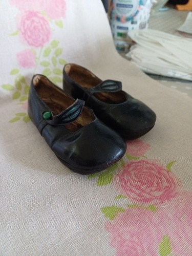Chaussures enfant 1900 - chaussures,