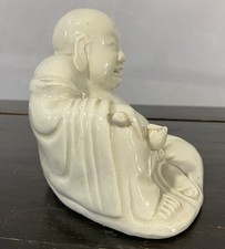 Ancien Bouddha rieur en blanc