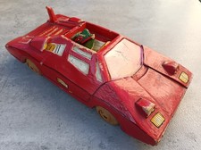 Art populaire Scoutisme? Voiture bois sculpté peinte main Grenouille  CA16