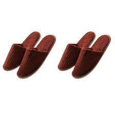 2 paires de pantoufles