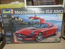 revell 1/24 : mercedes SLS AMG