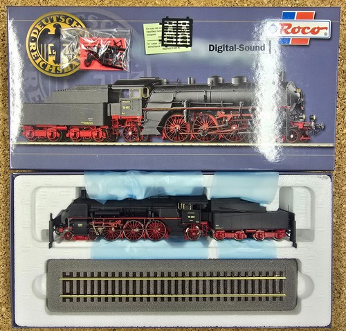Locomotive vapeur roco - ho,