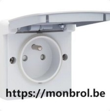 NIKO - Prise en saillie 2P+T 16A 250VAC N