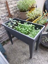 Jardinière sur pieds de 40 litres avec COUVERCLE pour balcon, terrasse ou jardin