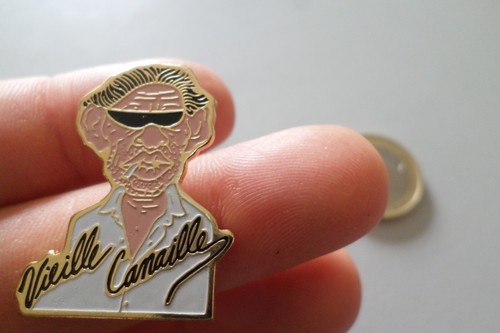 Beau badge pin broche - beau,