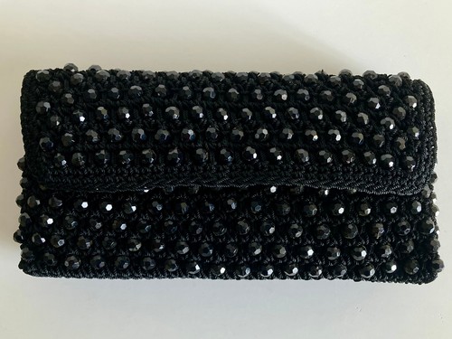 Pochette soir perles facetee