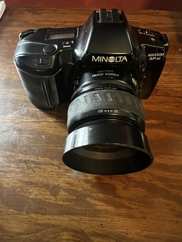 Minolta maxxum spxi - power, zoom