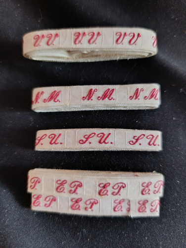 Lot ancien ruban initiale - ruban,