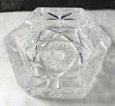 Vintage cendrier de table en cristal / verre massif taillé étoiles