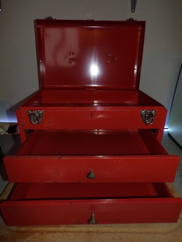 Ancienne caisse boite - , à