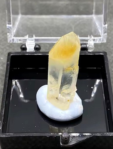 Pointe cristal quartz - cristal,
