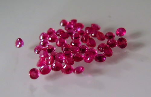 Rubis rond rouge - rubis, sang
