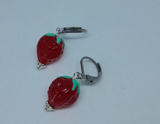 boucles d'oreille fruits framboise en verre et acier inoxydable
