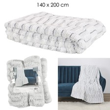 PLAID CARREAUX IMITATION FOURRURE XXL 140X200CM M6