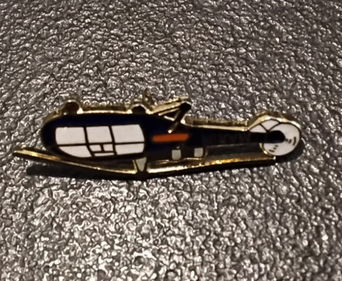 Pin militaire marine - pin’s,
