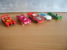 5 voitures course Hot Wheels Mattel BE 1/64